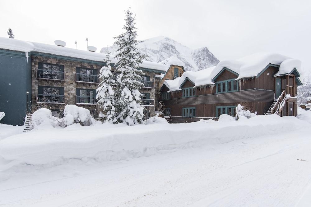 Deer Lodge Lake Louise Εξωτερικό φωτογραφία
