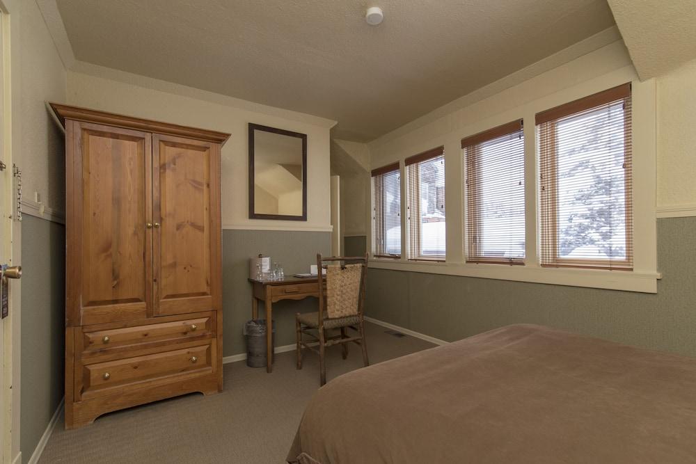 Deer Lodge Lake Louise Εξωτερικό φωτογραφία