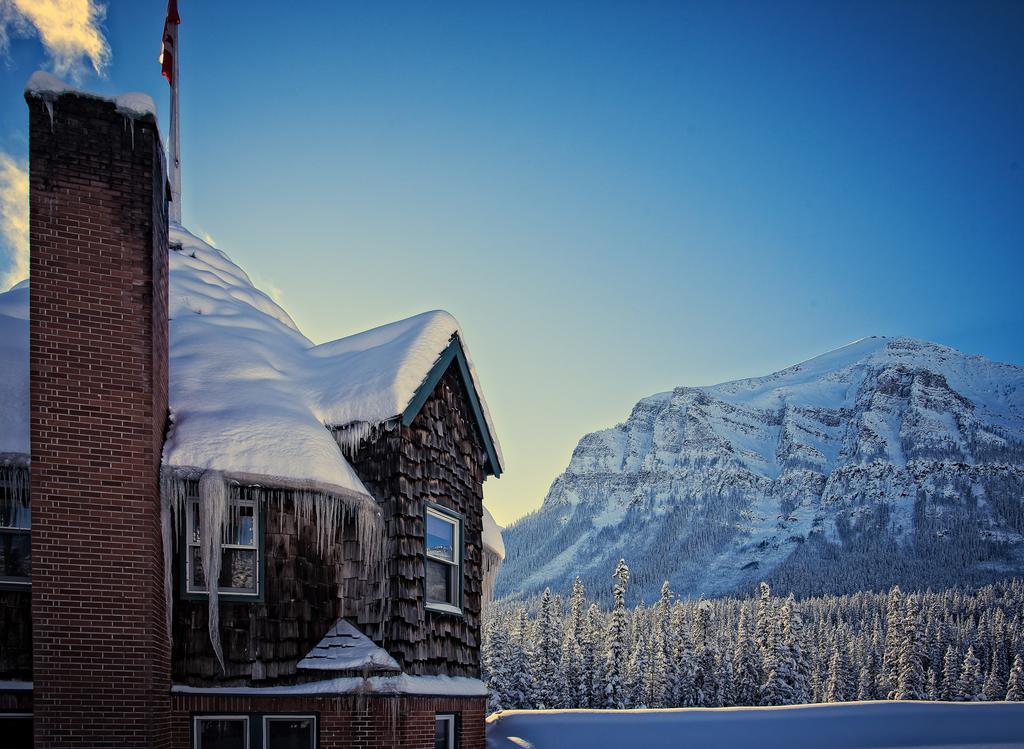 Deer Lodge Lake Louise Εξωτερικό φωτογραφία