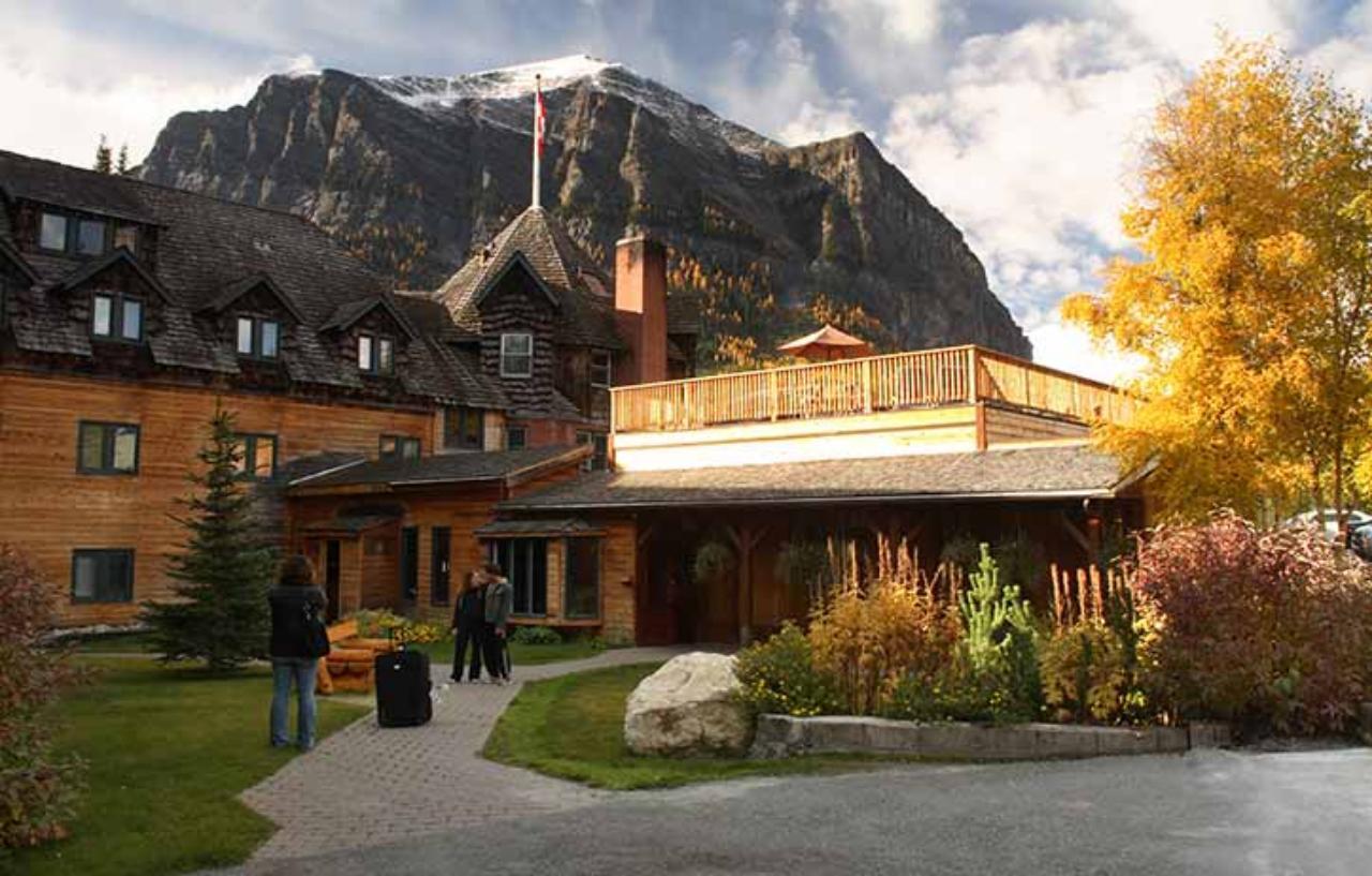 Deer Lodge Lake Louise Εξωτερικό φωτογραφία